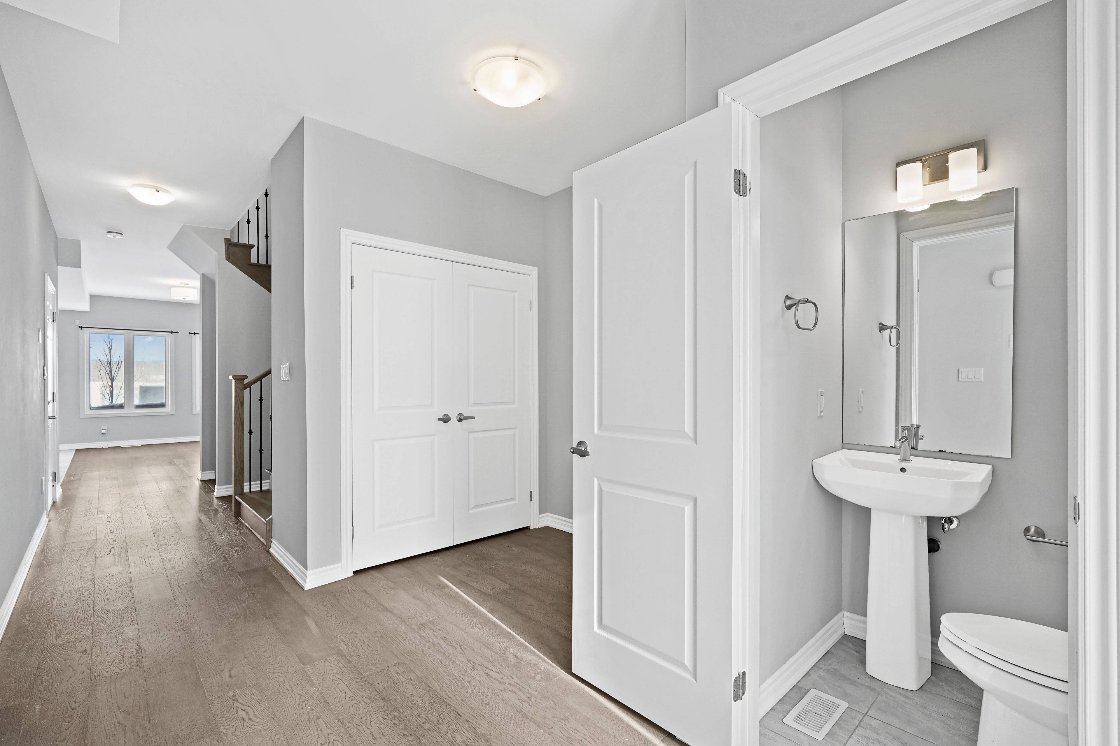 Welland, ON L3C 0K2,87 Renfrew TRL