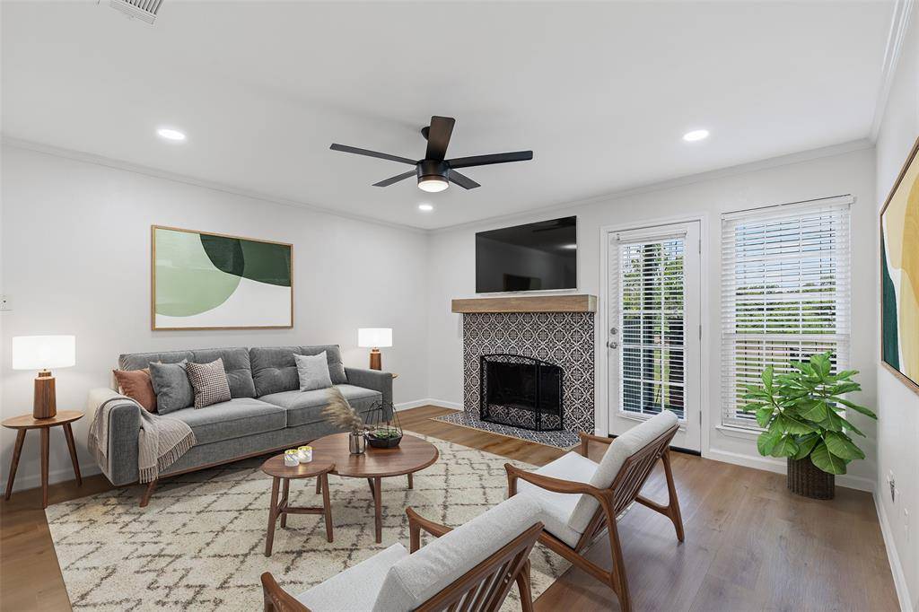 Dallas, TX 75248,5981 Arapaho Road #703