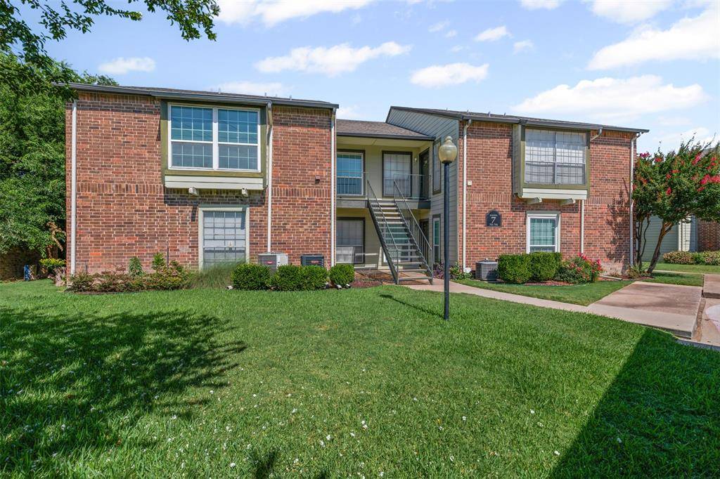 Dallas, TX 75248,5981 Arapaho Road #703