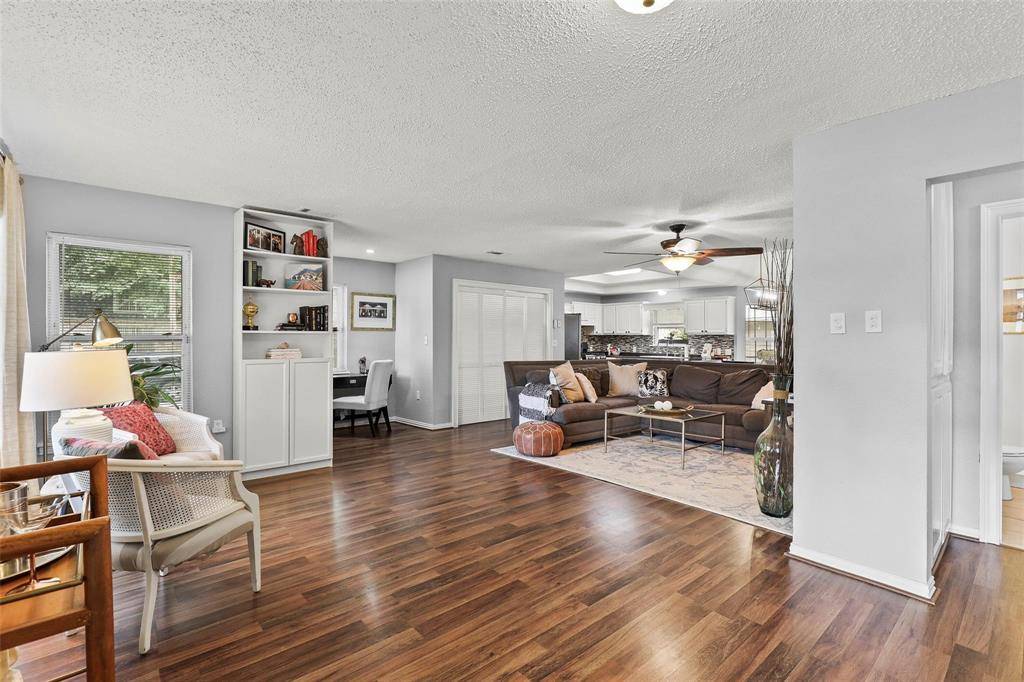 Dallas, TX 75220,3805 Hawick Lane