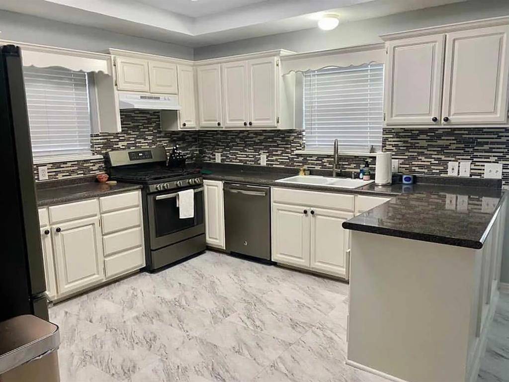 Dallas, TX 75220,3805 Hawick Lane