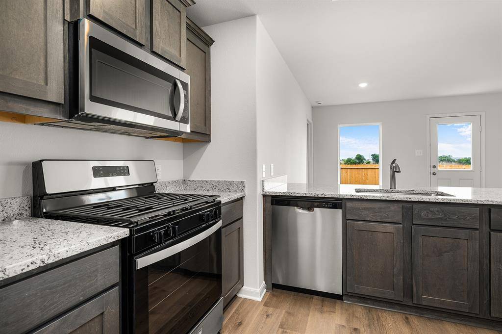 Venus, TX 76084,204 Julian Davis Drive