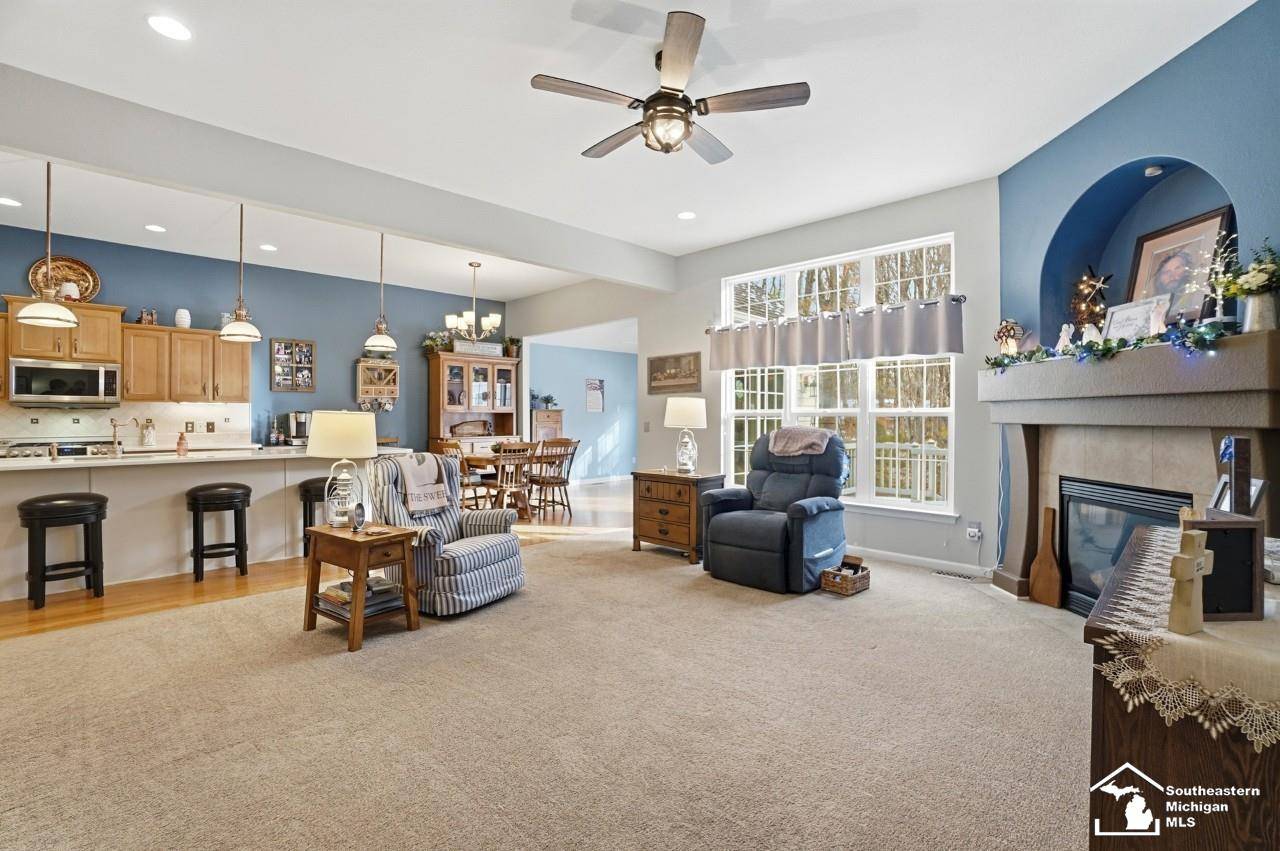 Temperance, MI 48182,8010 Timber Wood LN