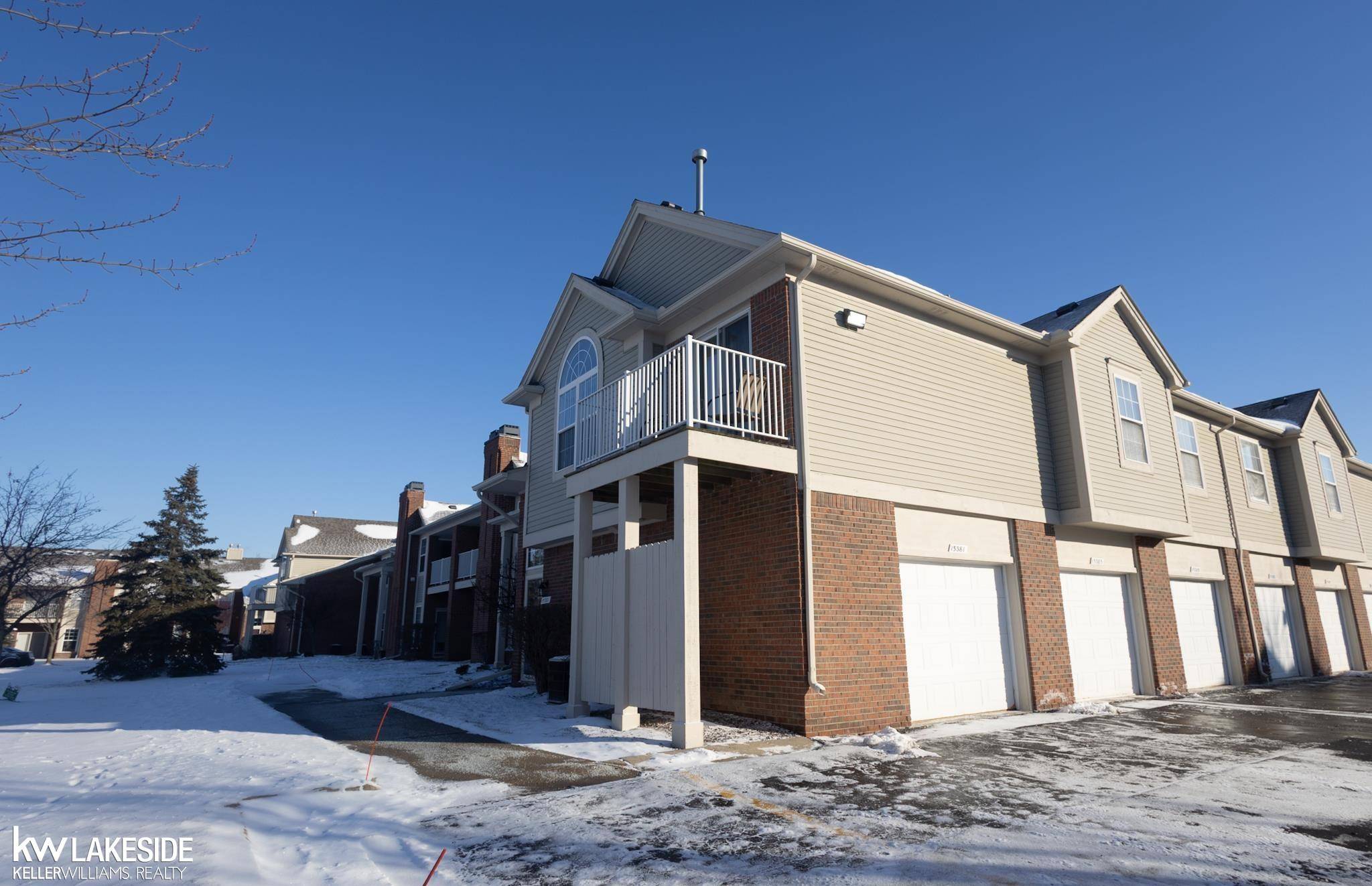 Clinton Township, MI 48038,15381 Yale DR