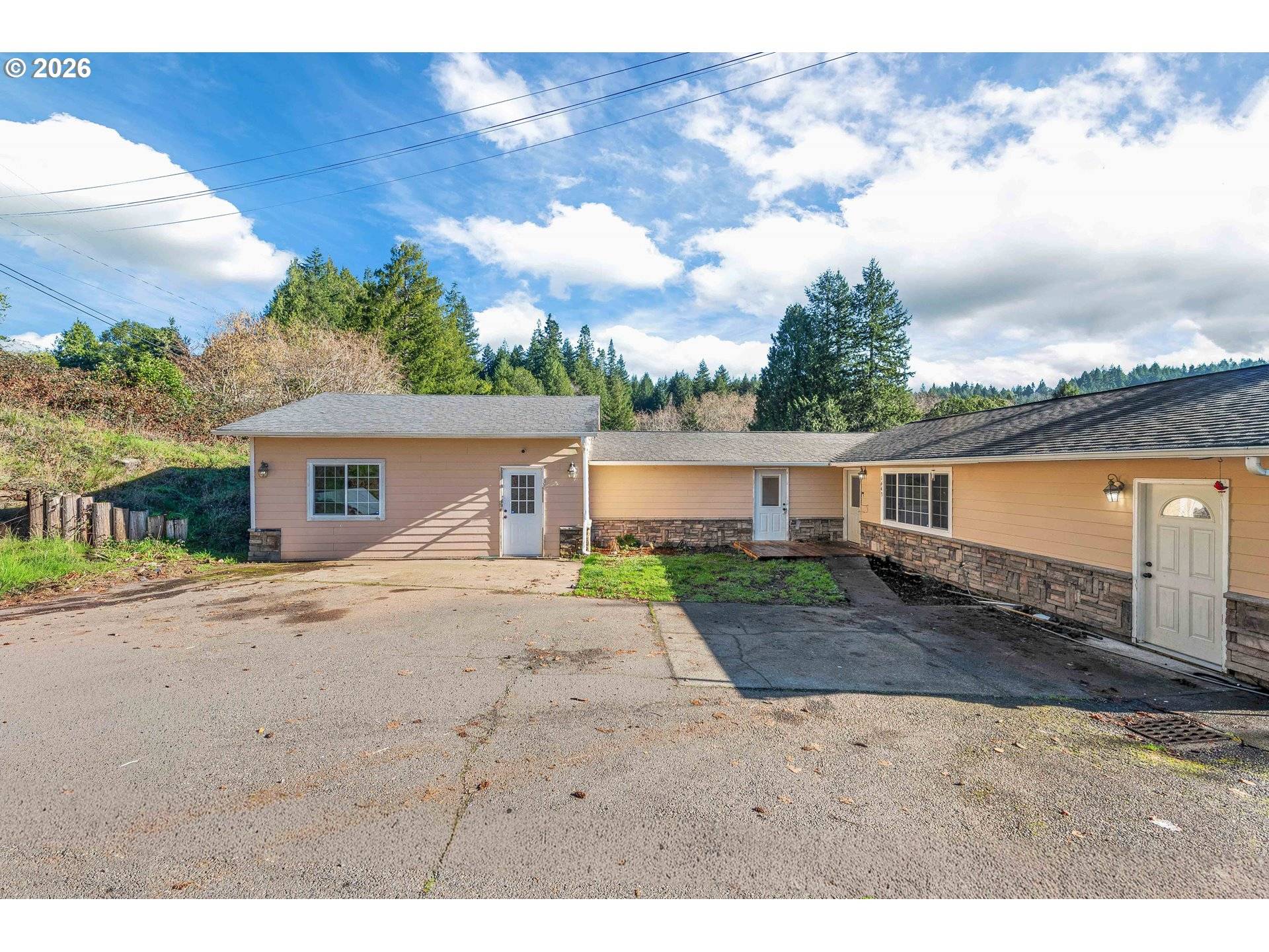 1643 SHELLEY RD, Coquille, OR 97423