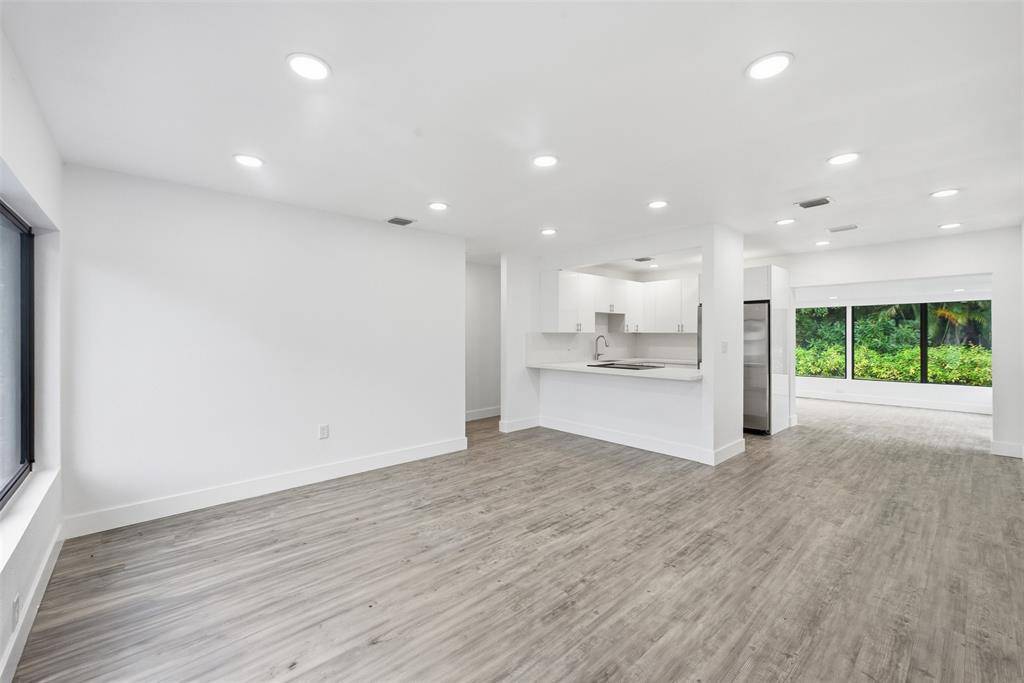 Fort Lauderdale, FL 33315,1812 SW 30th St