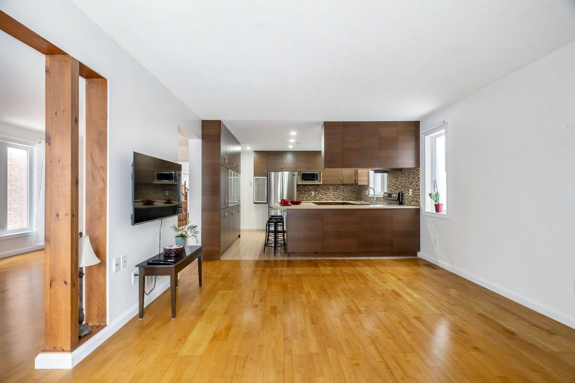 Mississauga, ON L5C 3R4,1329 Sweetbirch CRES