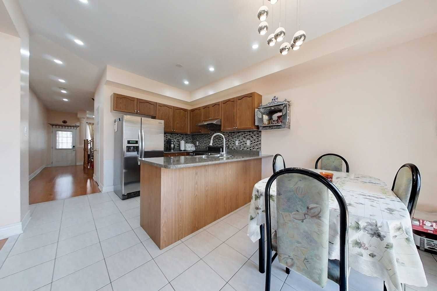 Mississauga, ON L5V 0B9,775 Millworks CRES