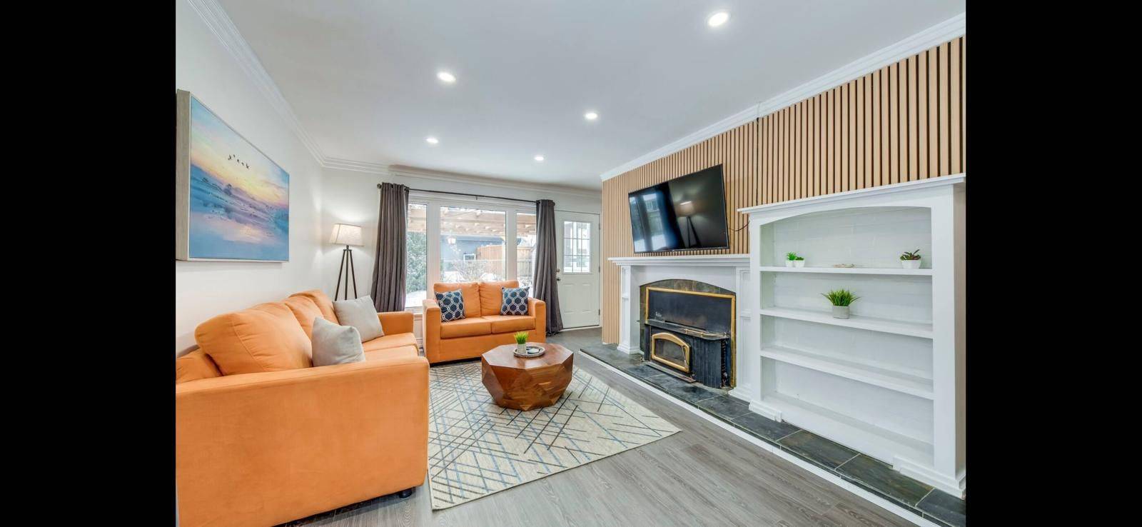 Mississauga, ON L5M 1B2,22 Sora DR W