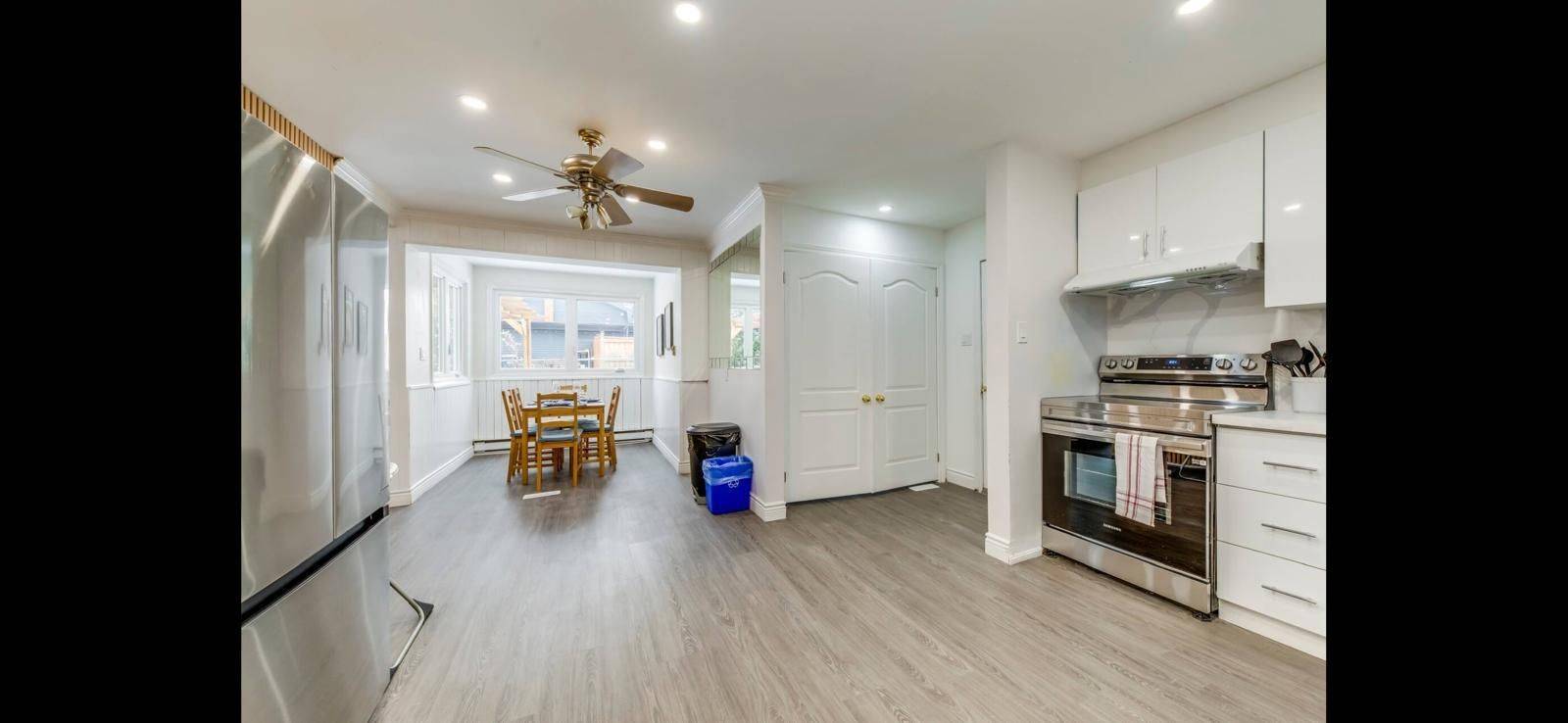 Mississauga, ON L5M 1B2,22 Sora DR W