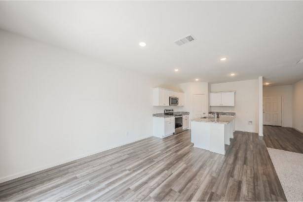 Edgecliff Village, TX 76134,8 Winship Drive