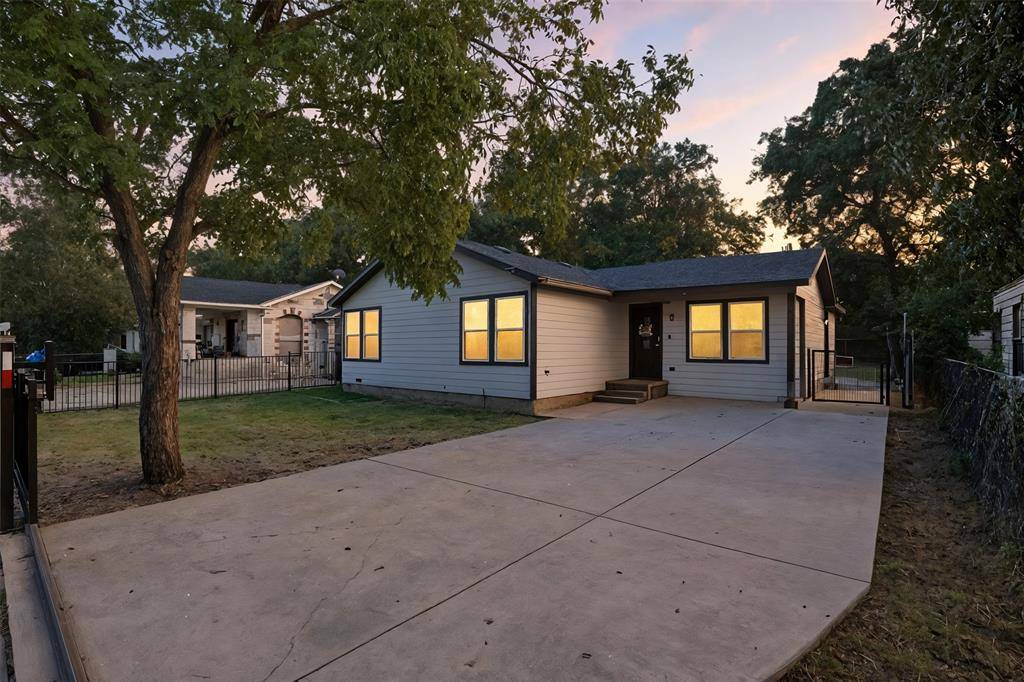 Fort Worth, TX 76119,5170 Erath Street