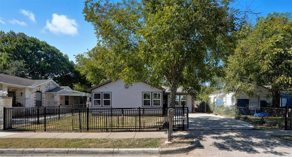 Fort Worth, TX 76119,5170 Erath Street