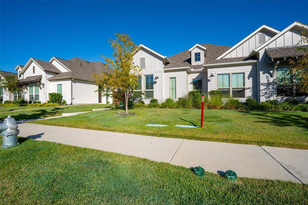 Fort Worth, TX 76008,2113 Winding Creek Circle