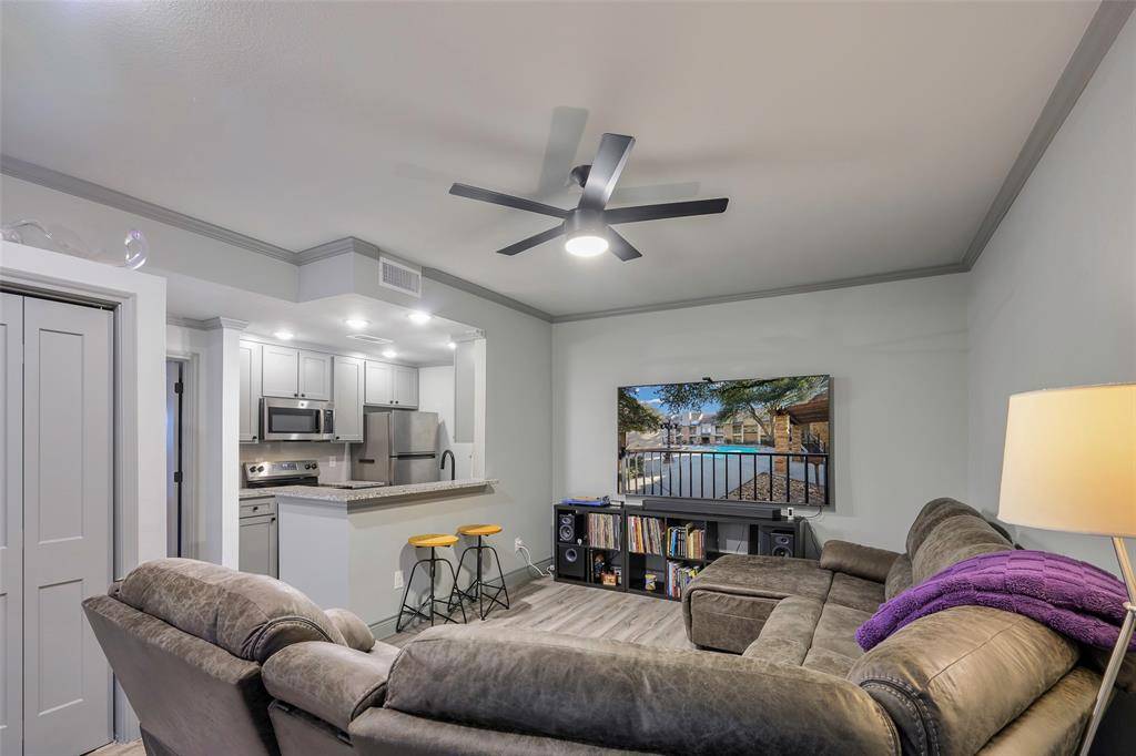 Dallas, TX 75248,5325 Bent Tree Forest Drive #1118