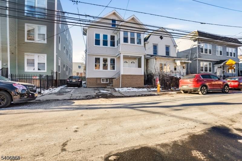 Newark City, NJ 07106,67 Brookdale Ave