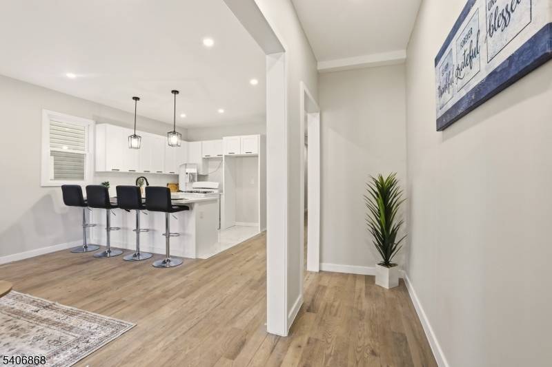 Newark City, NJ 07106,67 Brookdale Ave