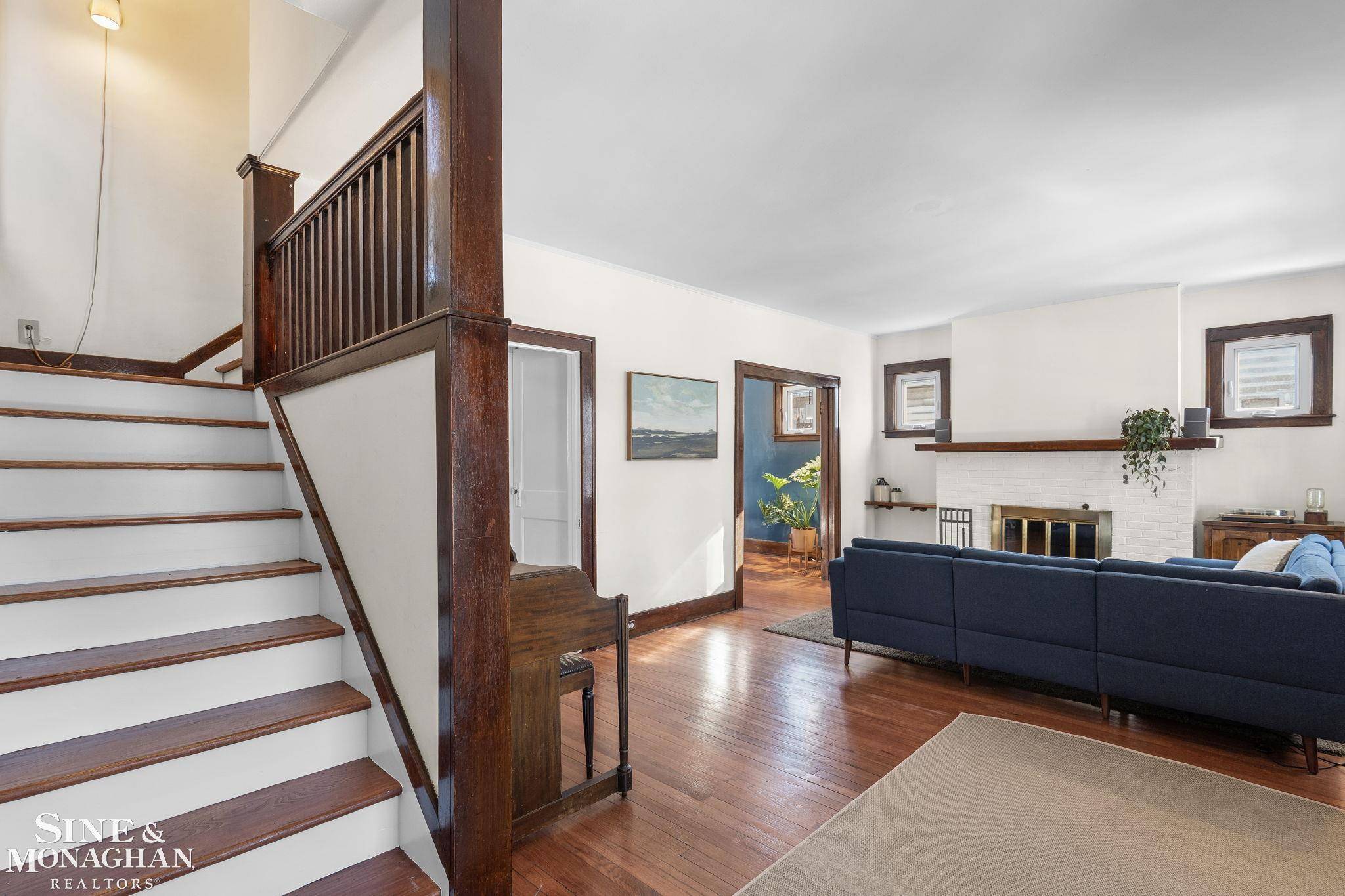 Detroit, MI 48214,3748 Burns ST