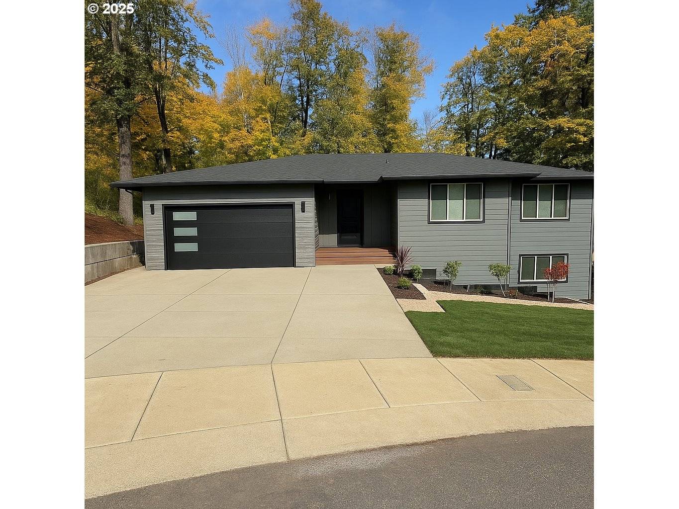 Portland, OR 97236,8126 SE 145th CT