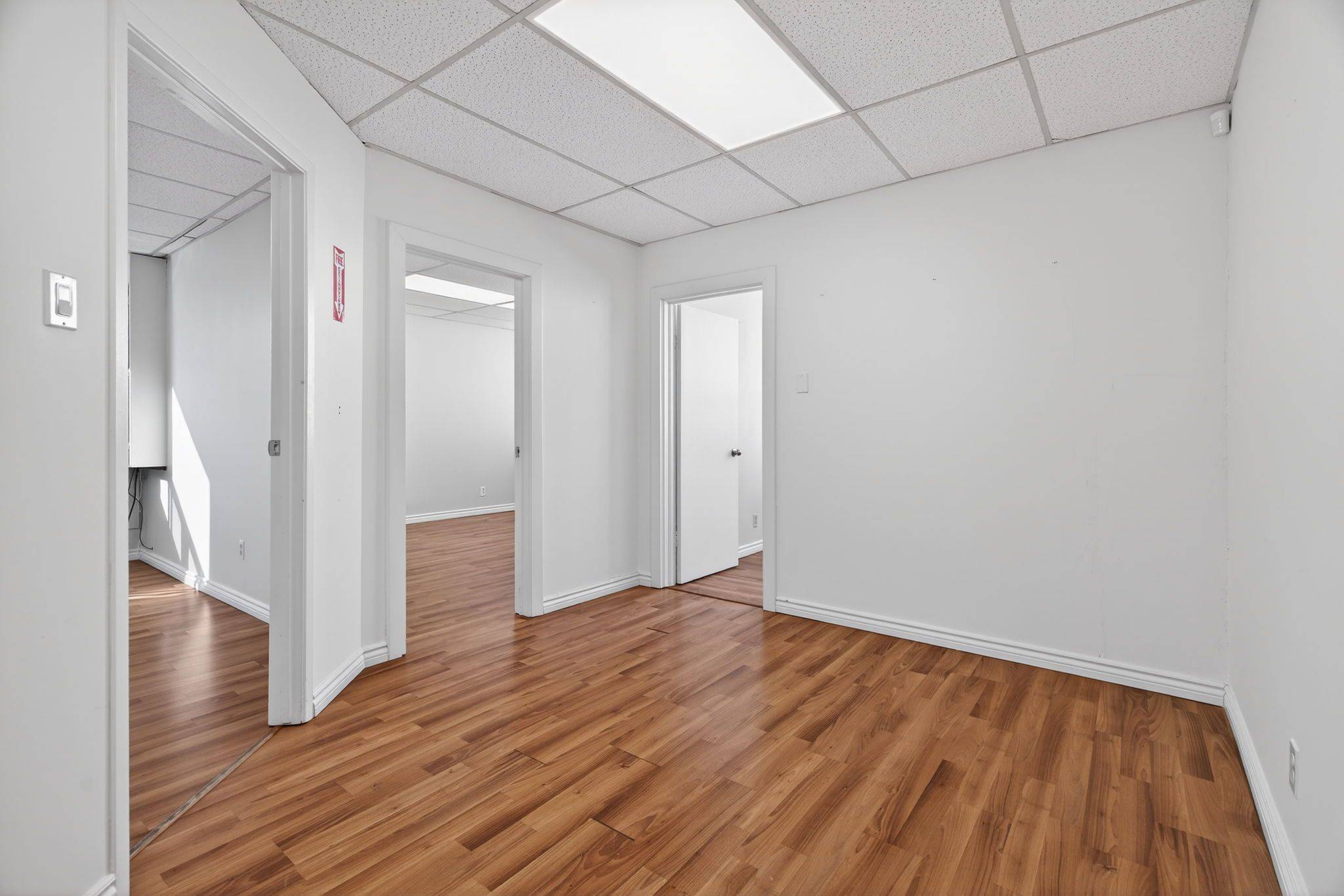 Oakville, ON L6J 1N6,260 Church ST