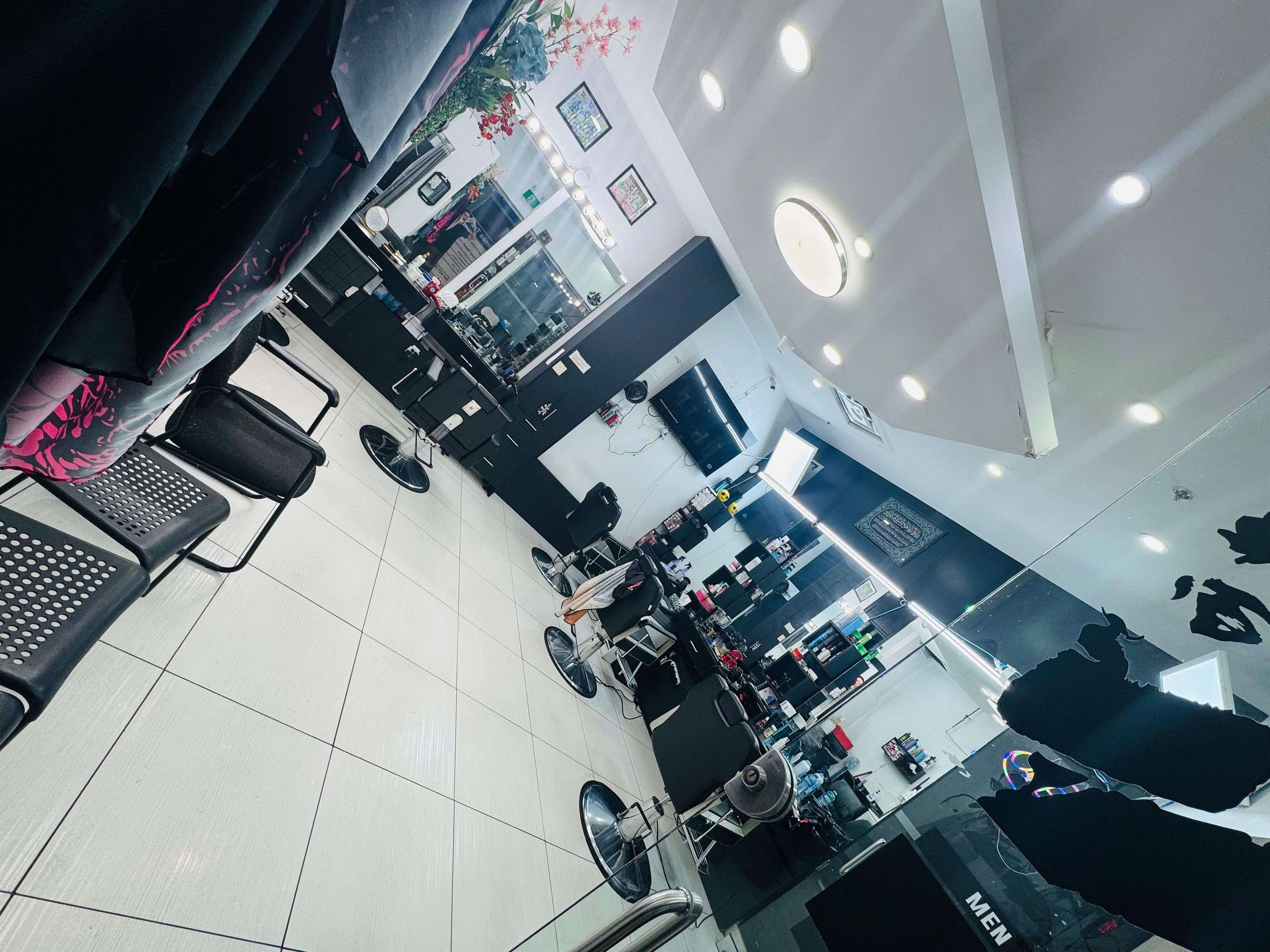 Mississauga, ON L4T 2T9,7205 Goreway DR #1C13-1C14 (75 & 76)