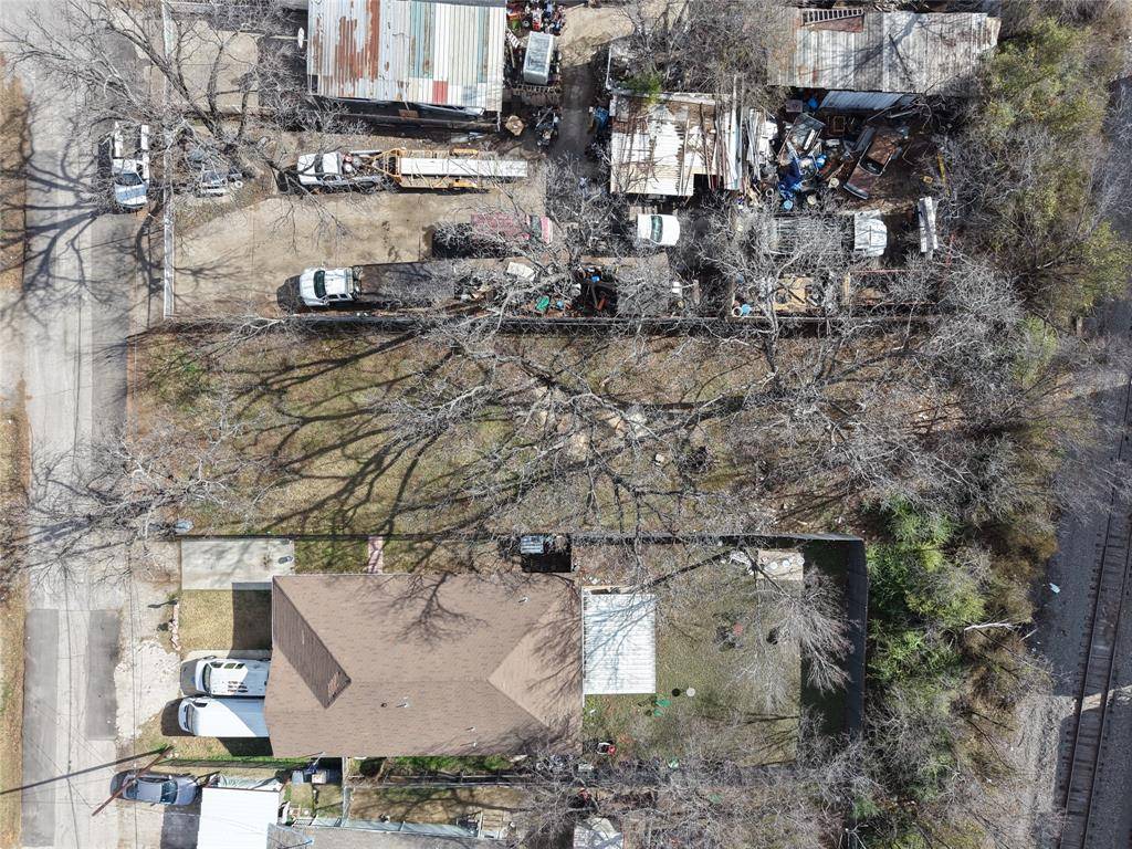 Dallas, TX 75212,1906 Muncie Avenue