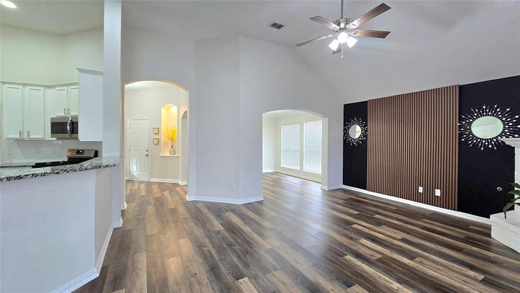 Arlington, TX 76001,6229 St Leonard Drive