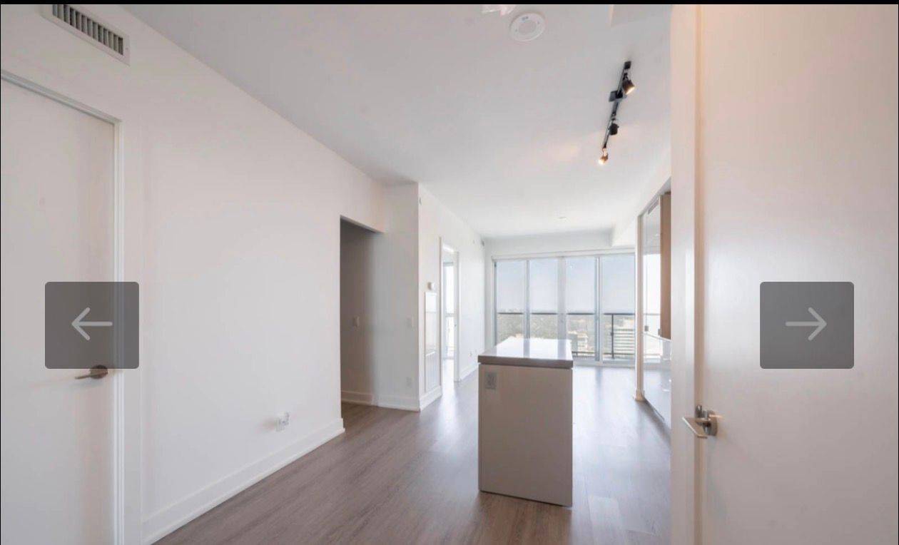 Toronto C01, ON M4Y 0E9,7 Grenville ST E #5206