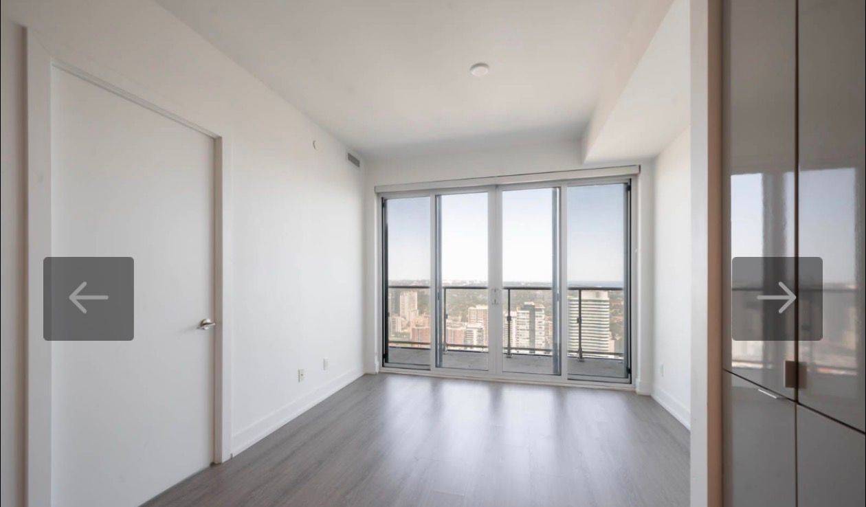 Toronto C01, ON M4Y 0E9,7 Grenville ST E #5206