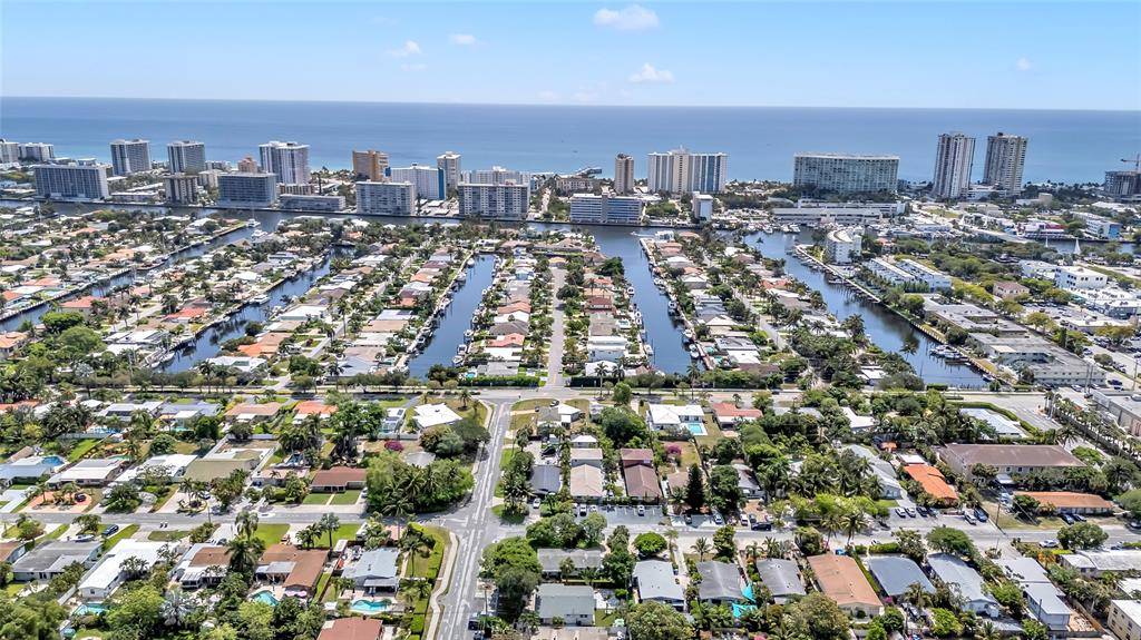 Pompano Beach, FL 33062,2412 NE 4th St #W