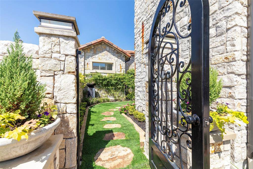 Mckinney, TX 75072,6800 Dalmatia Drive