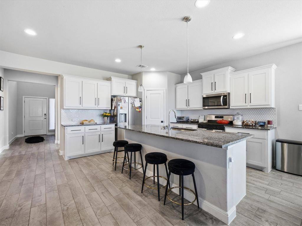 Rhome, TX 76078,186 Dogwood Avenue