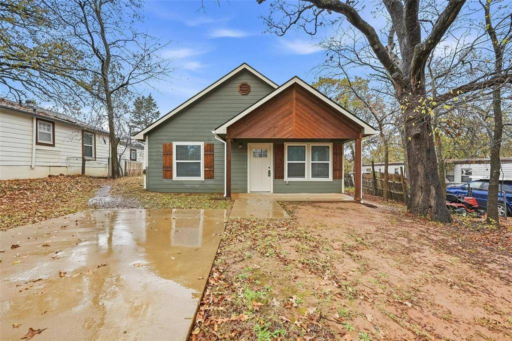 Denison, TX 75021,607 E Day Street
