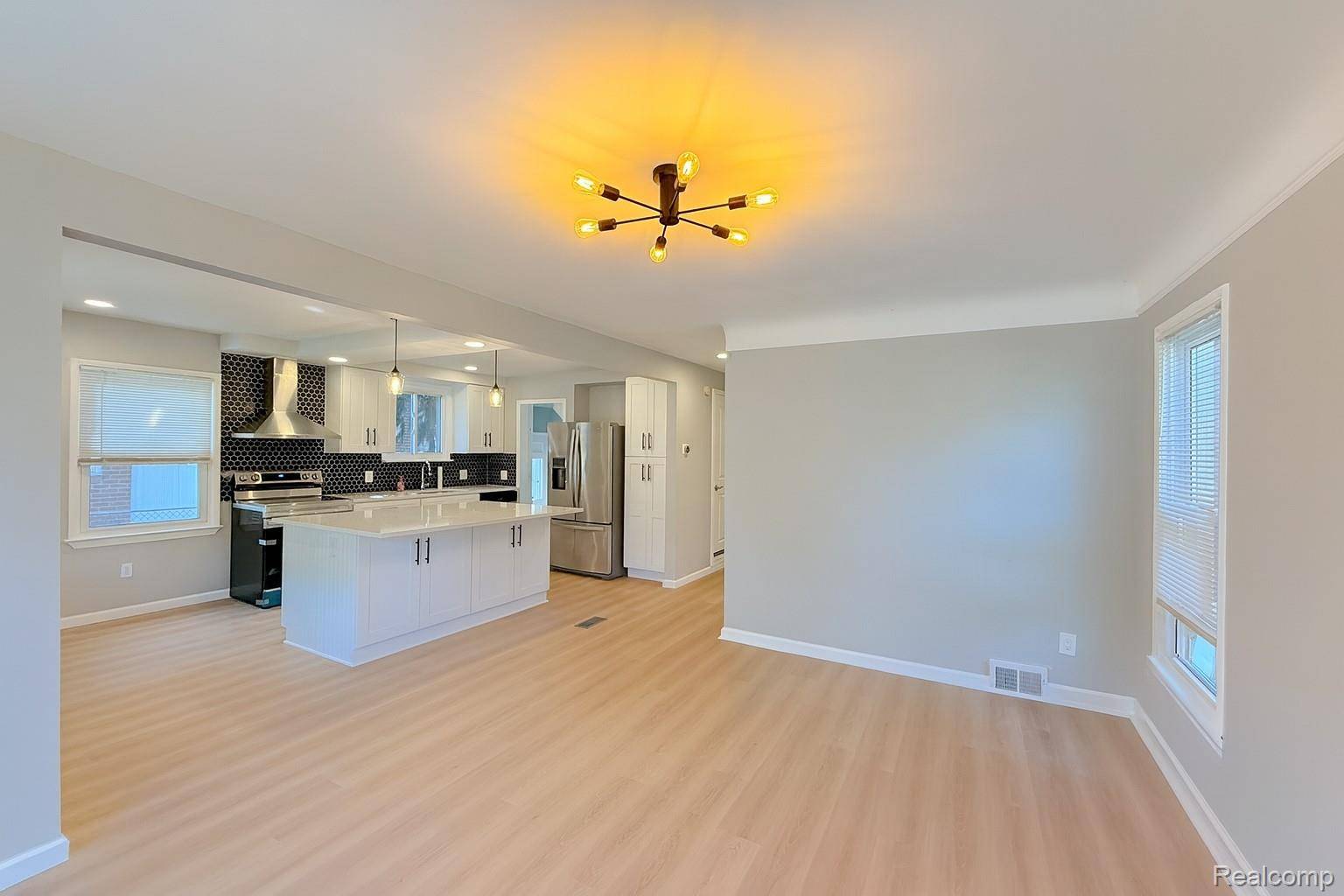 Berkley, MI 48072,1591 Catalpa DR