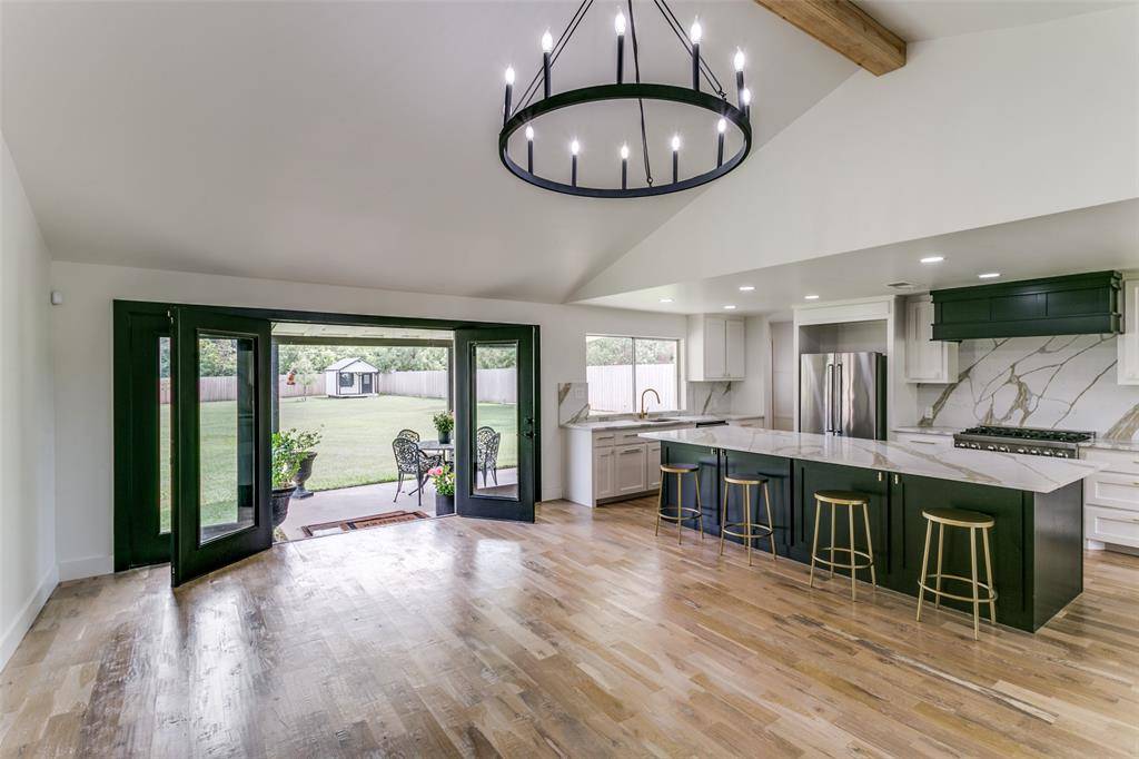 Colleyville, TX 76034,203 OAK VALLEY Drive