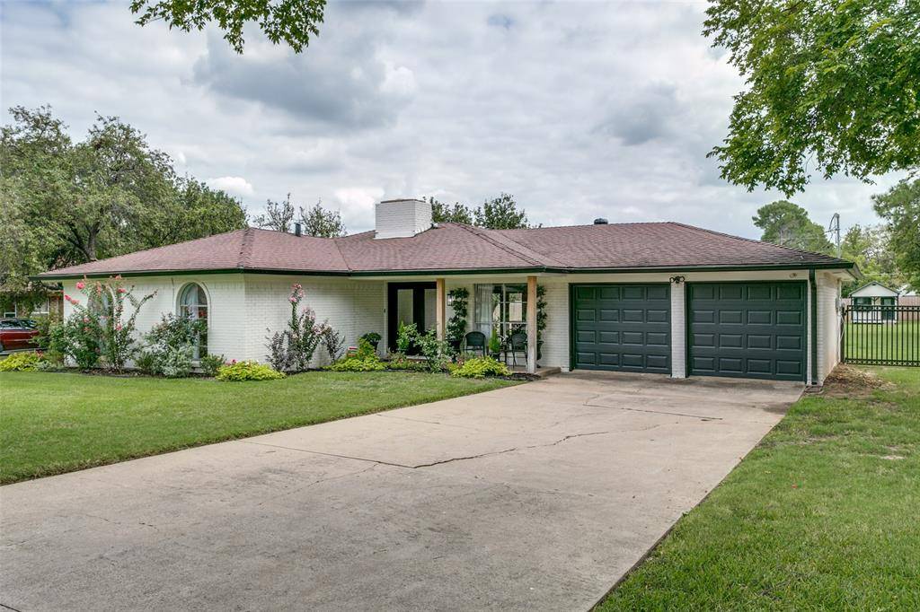 Colleyville, TX 76034,203 OAK VALLEY Drive