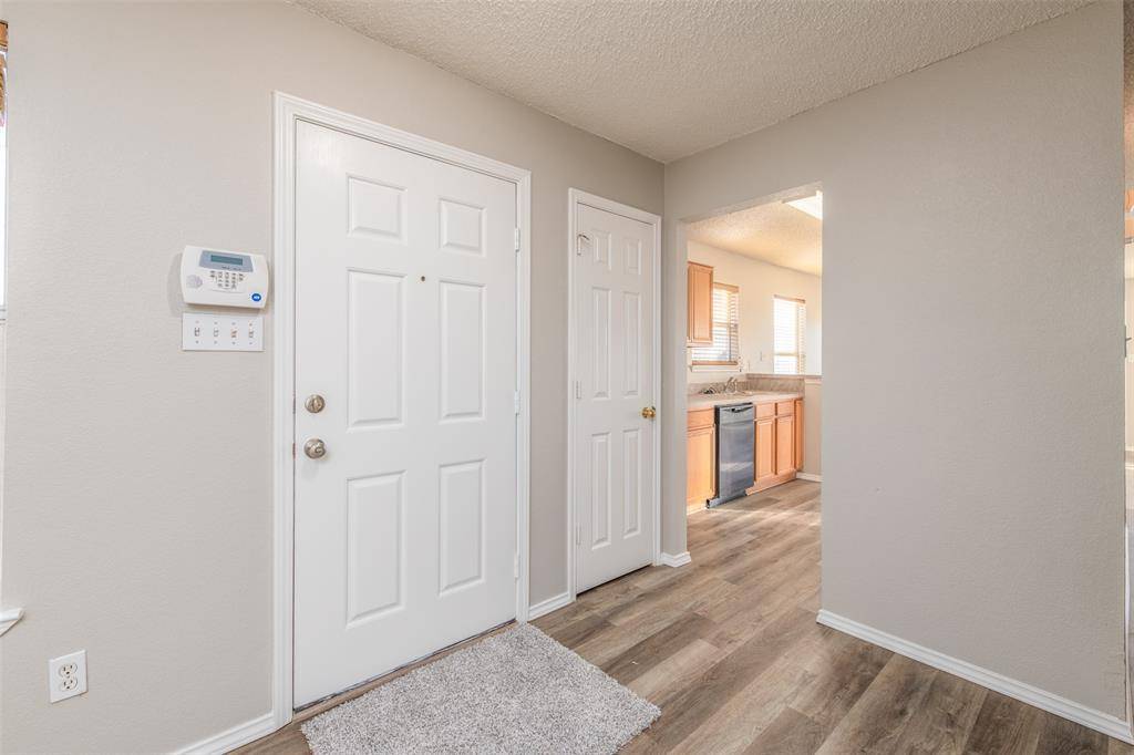 Fort Worth, TX 76133,7550 Kings Trail