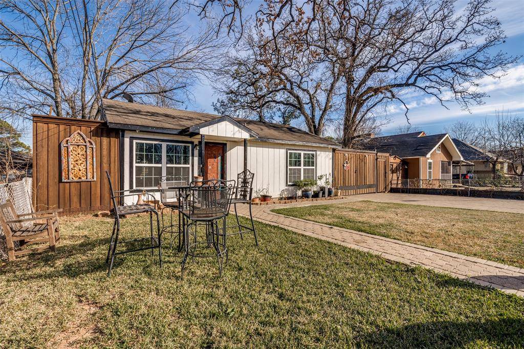 Dallas, TX 75217,650 Pleasant Oaks Drive