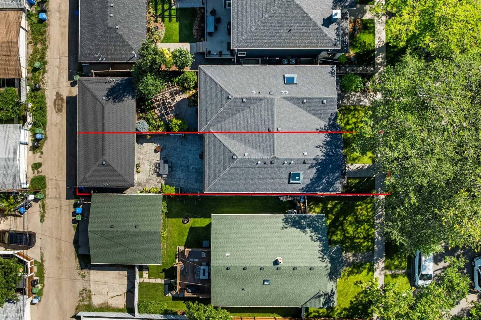 Calgary, AB T2E 0M5,120 7 AVE NE