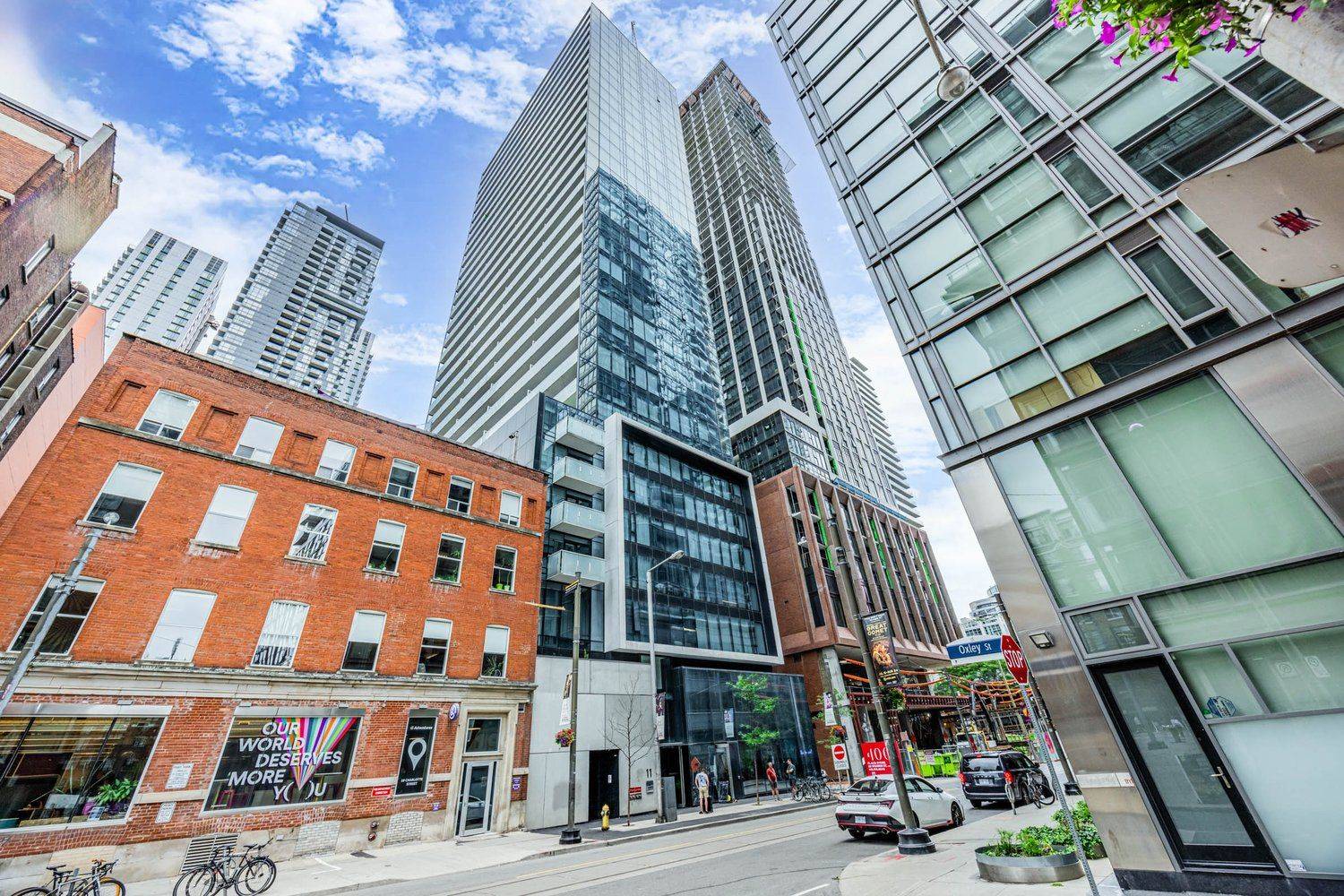11 Charlotte ST #2404, Toronto C01, ON M5V 0M6