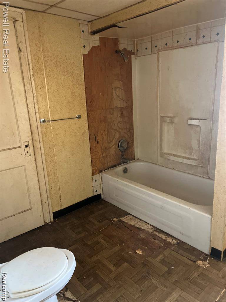 Highland Park, MI 48203,189 Tuxedo ST