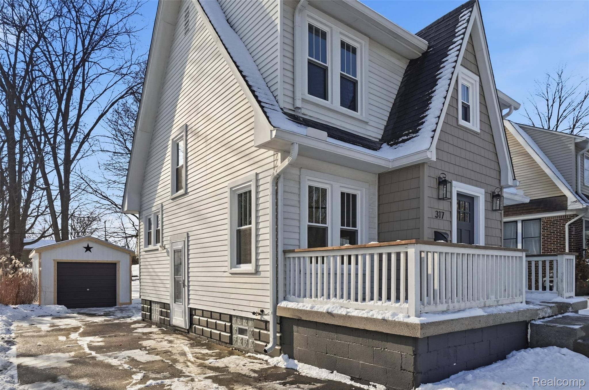 Romeo, MI 48065,317 W Saint Clair ST