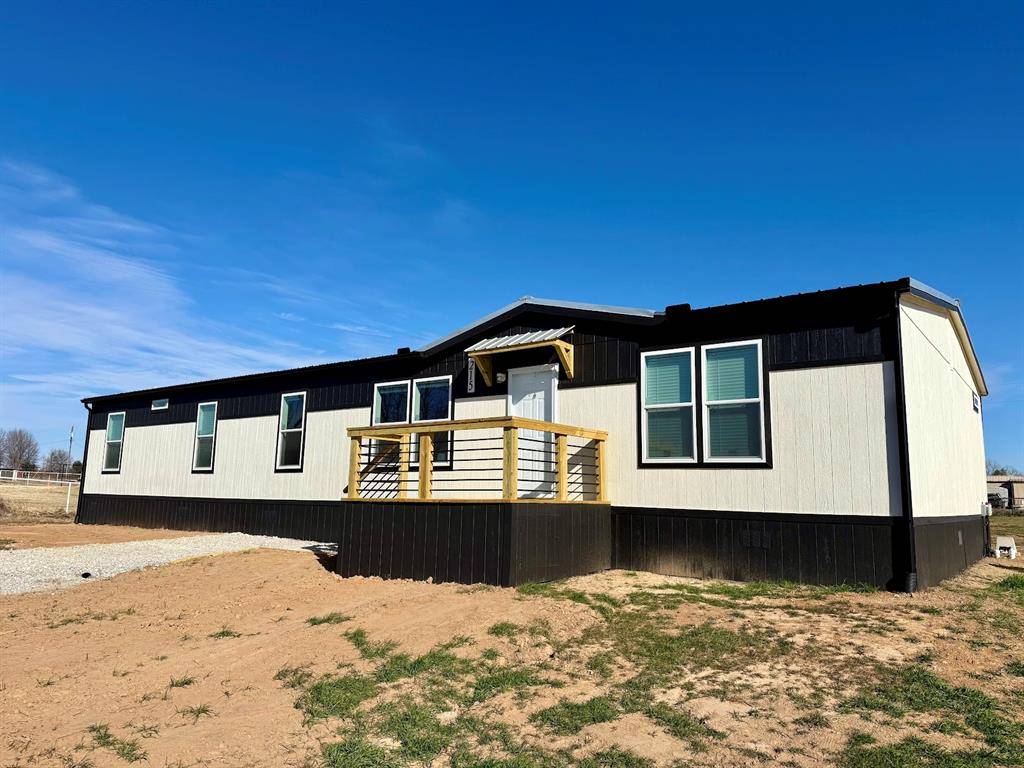 Poolville, TX 76487,215 Salt Grass Circle