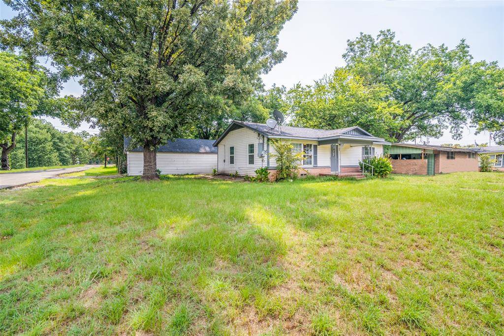 Quinlan, TX 75474,109 Church Street