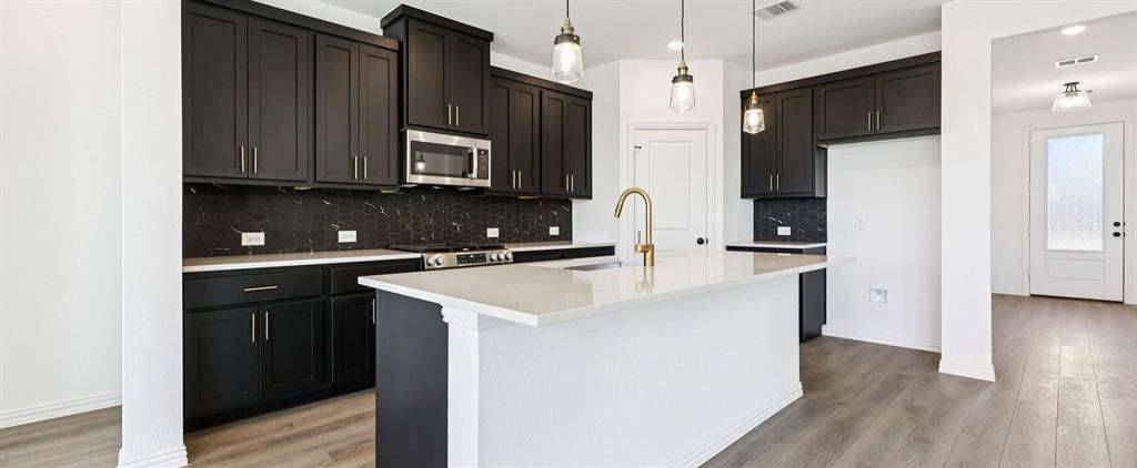 Anna, TX 75409,768 Waterhouse Lake Drive