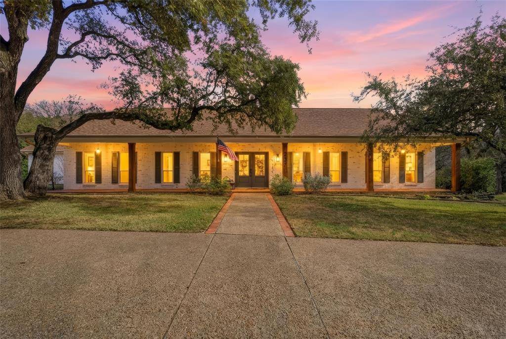 Waco, TX 76657,227 Oak Creek Circle