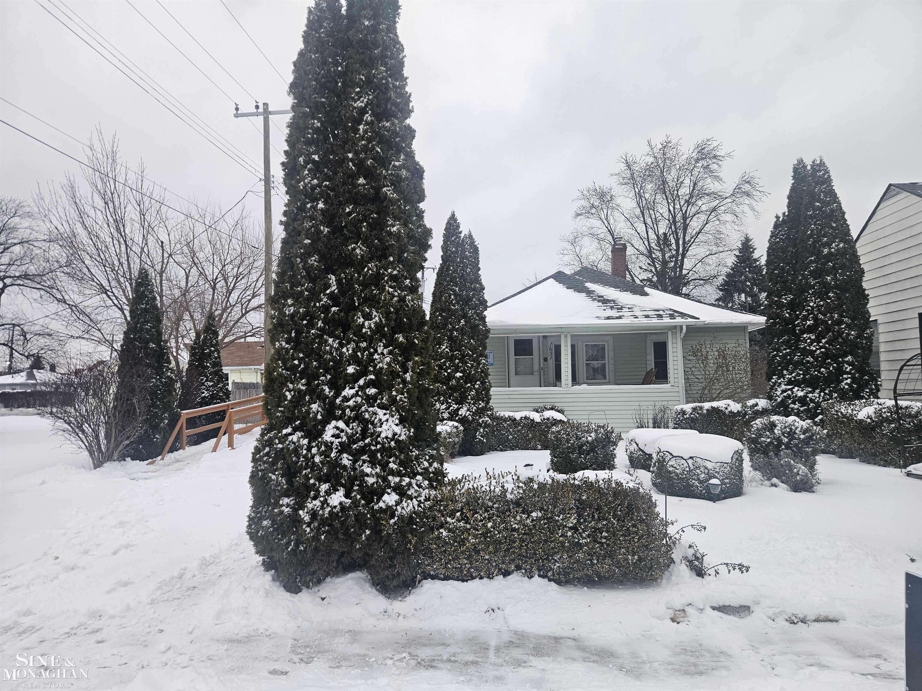 Port Huron, MI 48060,1631 Wells ST