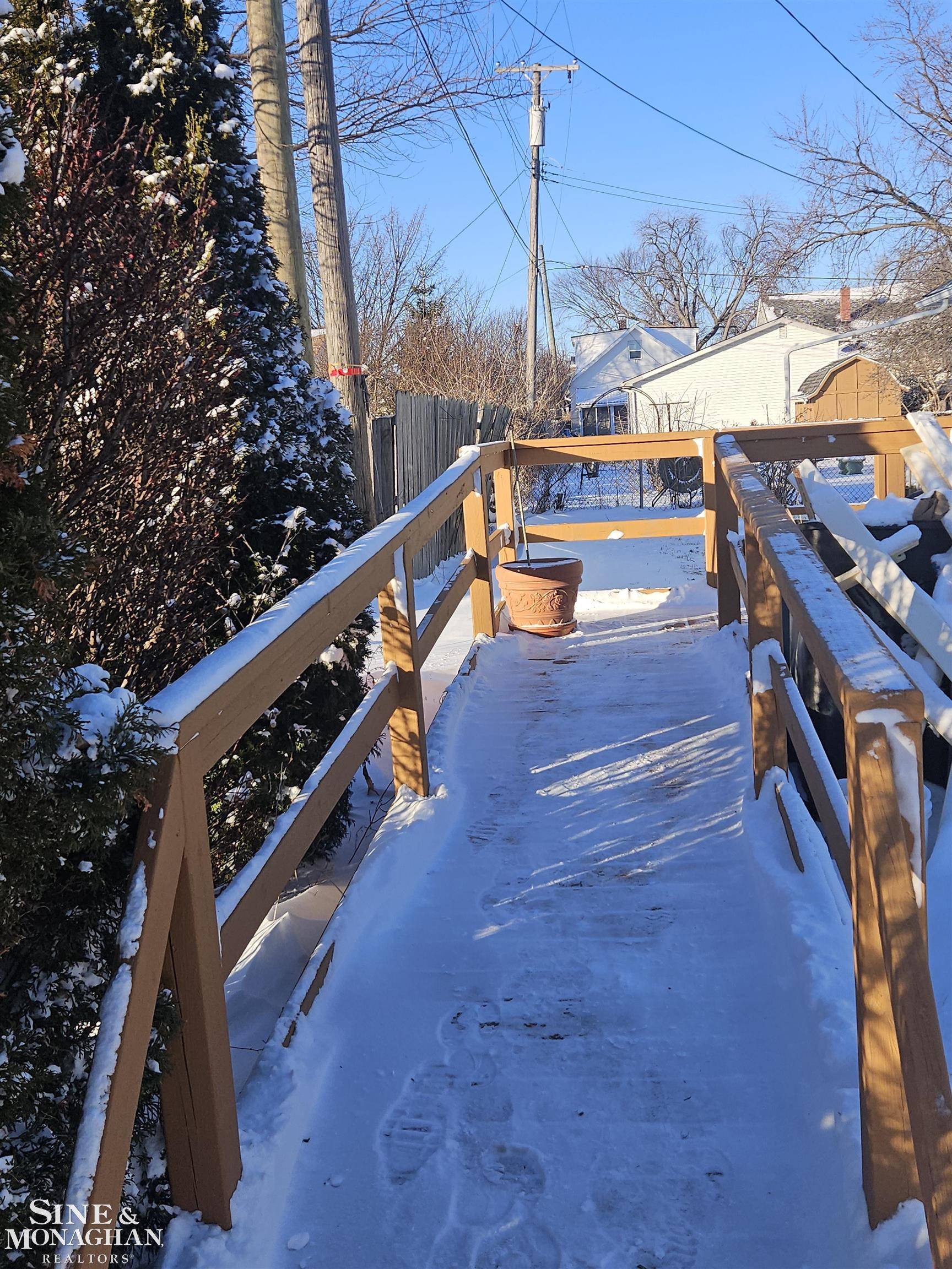 Port Huron, MI 48060,1631 Wells ST