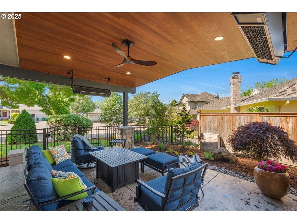 Portland, OR 97229,16706 NW WATERFORD WAY