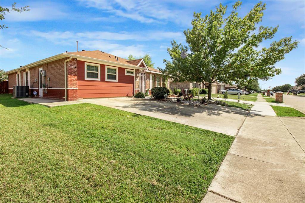 Dallas, TX 75253,922 Hannah Way